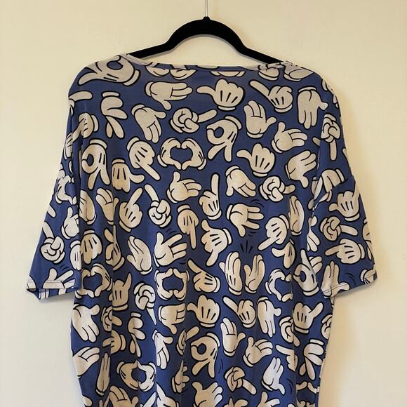 Lularoe M short sleeve t-shirt Mickey Mouse gloves Disney AOP blue white casual - Picture 6 of 7
